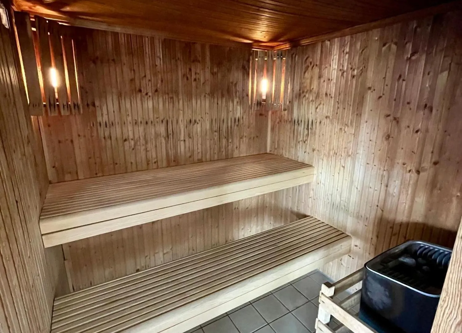 Appartement Cosy, Terrasse Vu Mer, Piscine, Sauna - Warmhouse Plougonvelin 0*,  Francia